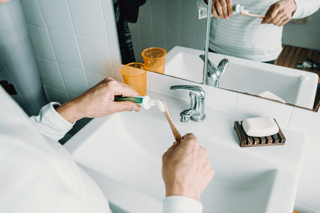 How to Brush Your Teeth Properly: Techniques and Tips